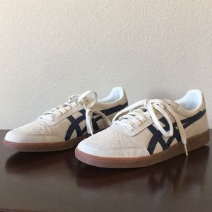 Shoes: ASICS tiger gel-vickka trs